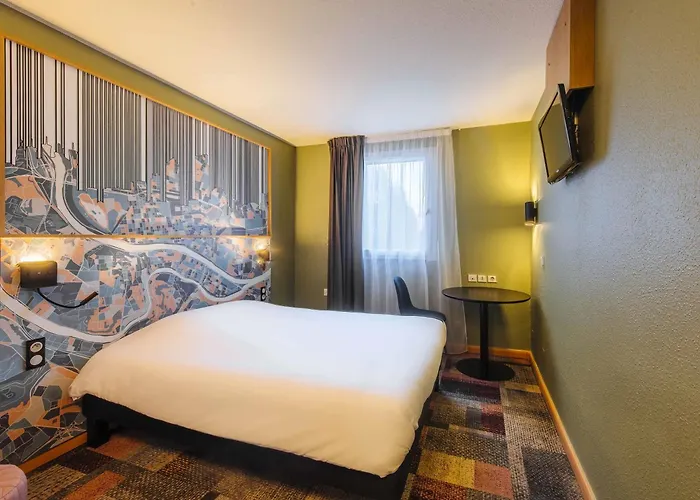 Ibis Styles Croix Rousse Hotel 3*