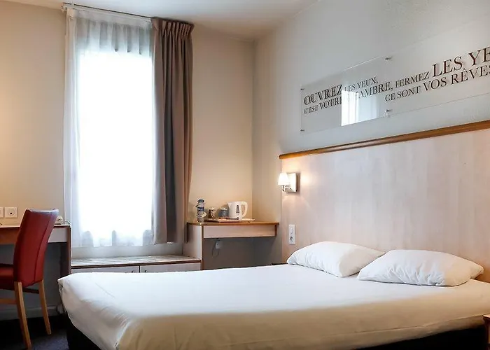 Ibis Styles Croix Rousse Hotel 3*