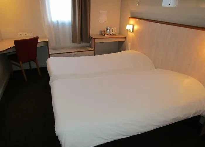 Ibis Styles Croix Rousse Hotel 3*