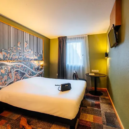 Hotel Ibis Styles Croix Rousse 3*