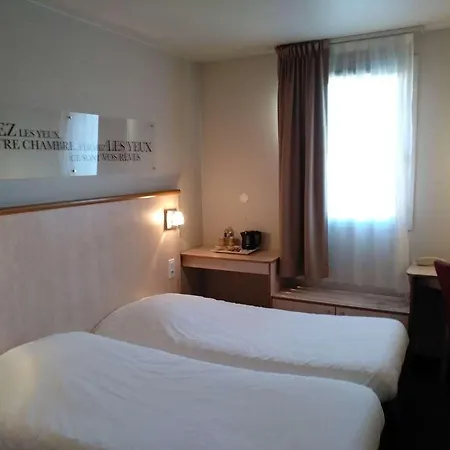 Hotel Ibis Styles Croix Rousse 3*