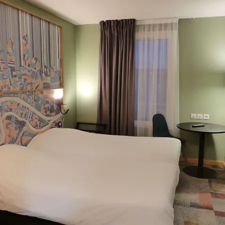 Hotel Ibis Styles Croix Rousse 3*