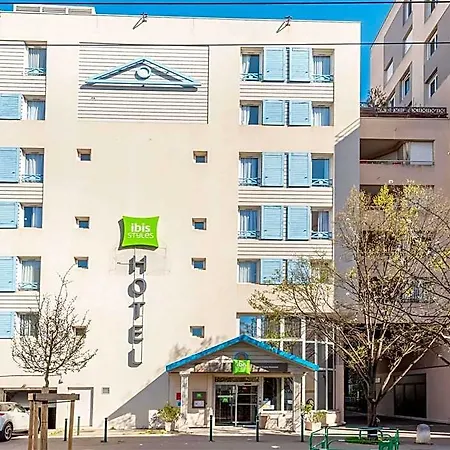 Ibis Styles Croix Rousse Otel Lyon