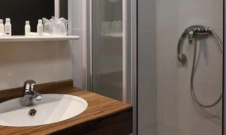 Ibis Styles Croix Rousse Hotel Lyon