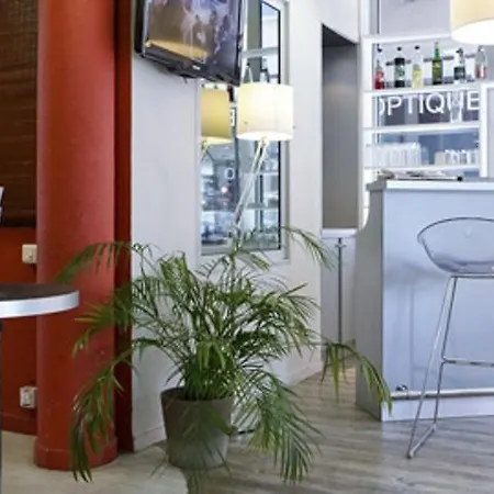 ホテル Ibis Styles Croix Rousse