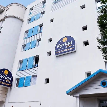 Ibis Styles Croix Rousse 호텔