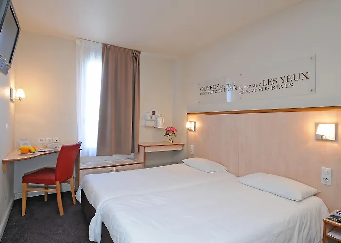 Ibis Styles Croix Rousse ליון